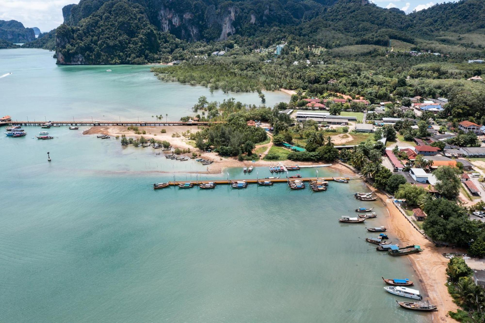 Beachhouse Pool Villas Krabi town Exteriör bild