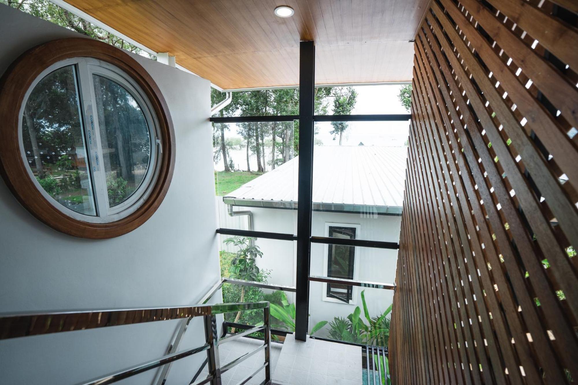 Beachhouse Pool Villas Krabi town Exteriör bild